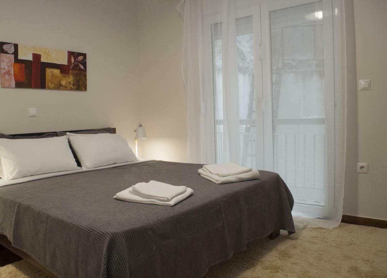 Modern Apartment, Excellent And Vibrant Location!! Athens Exterior photo